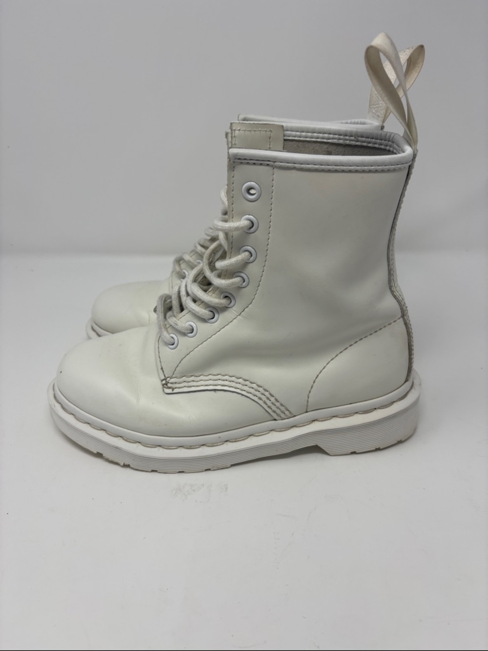 Dr. Martens | White Lace-Up Platform Combat Boots 5 docs - Picture 7 of 11